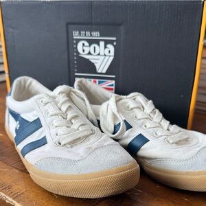 Gola Women's White and Navy Sneakers